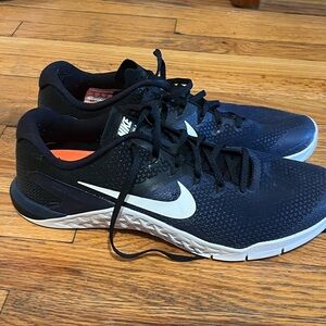 Men’s Nike Metcons Size 11